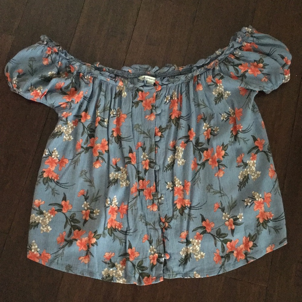 American Eagle off the shoulder floral top